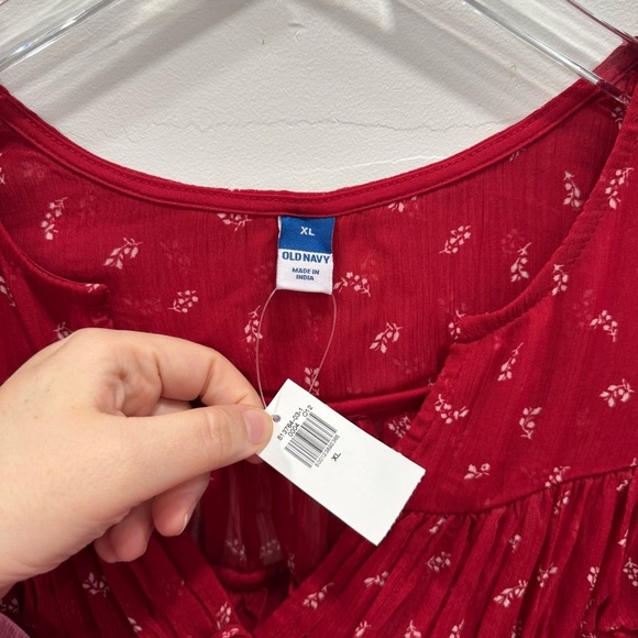 Old Navy Tie Front Chiffon Top Red Micro Flower Print XL Fall 2024 - Picture 4 of 9